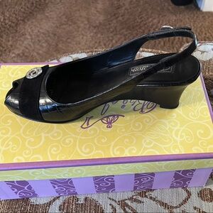 Elegant Black Slingback Wedge Shoes